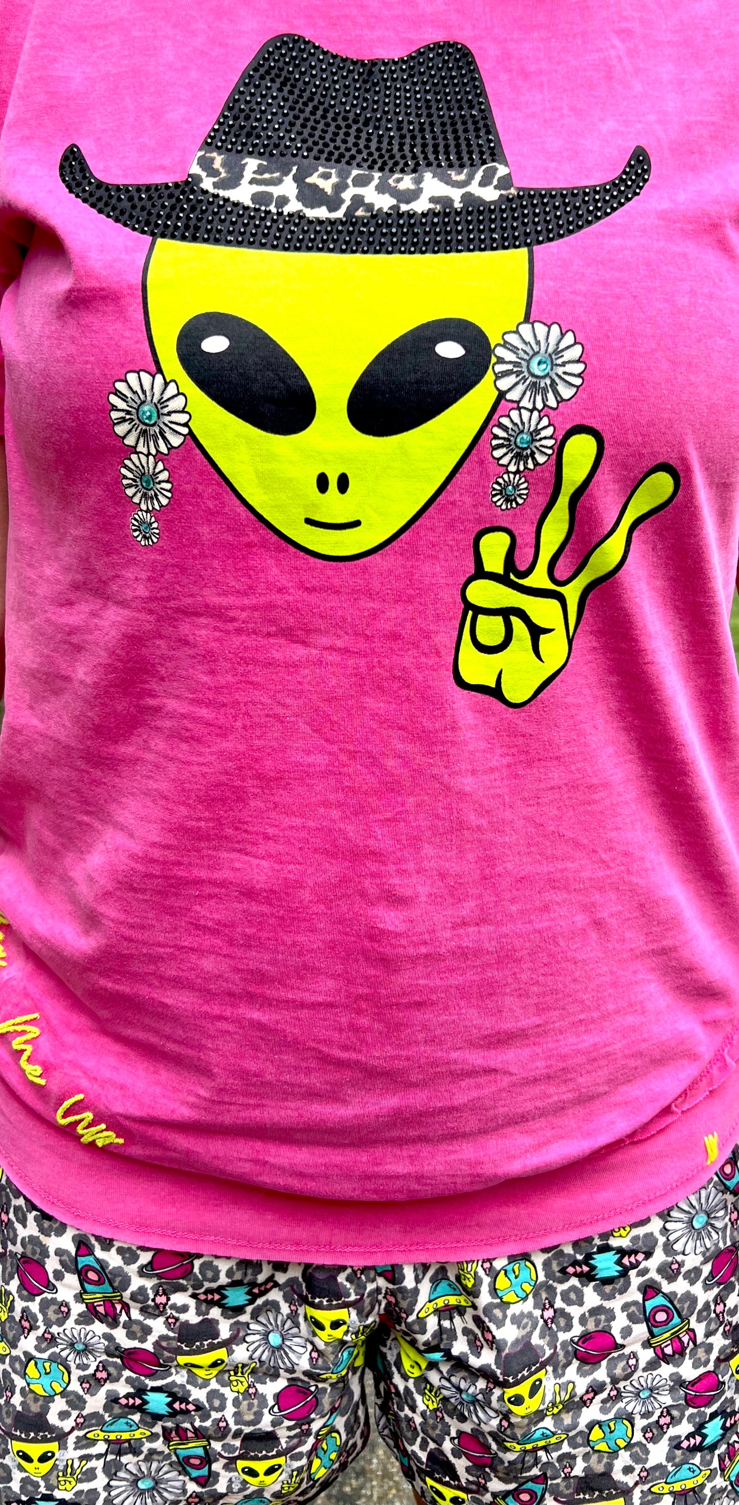 Alien Peace Shirt