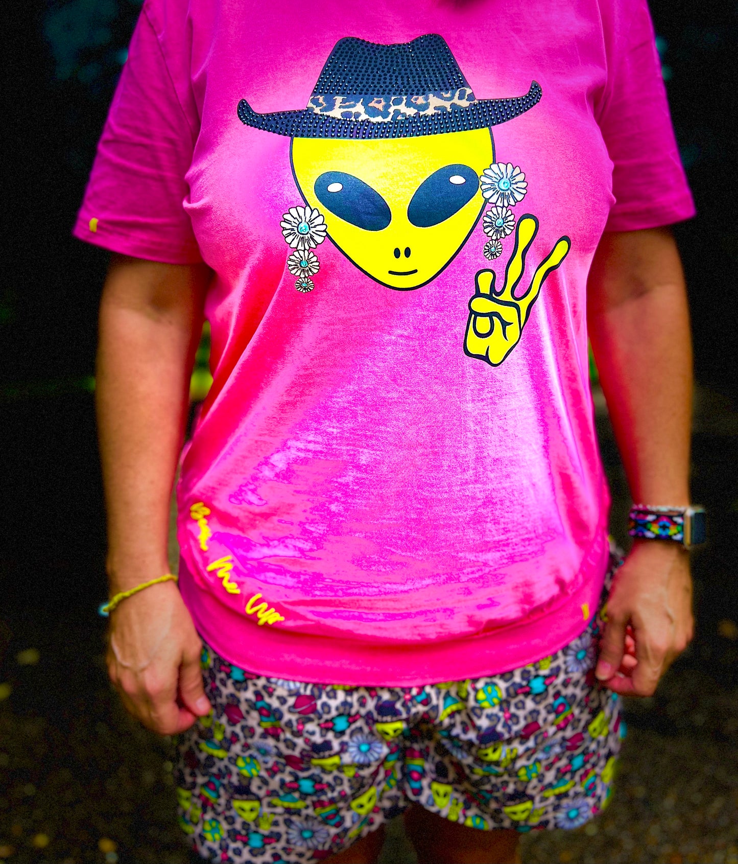 Alien Peace Shirt