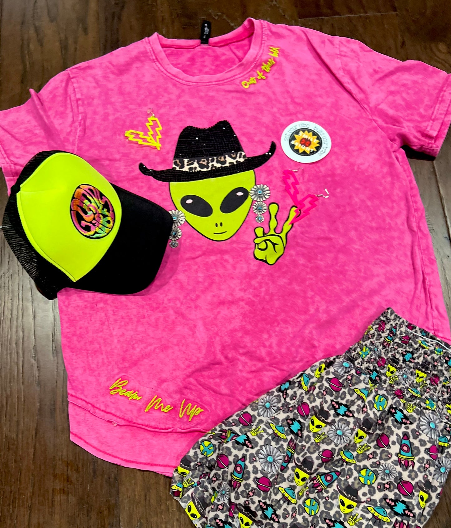 Alien Peace Shirt