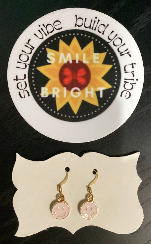 Smile Bright211 Handmade Earrings- Happy Face Light Pink