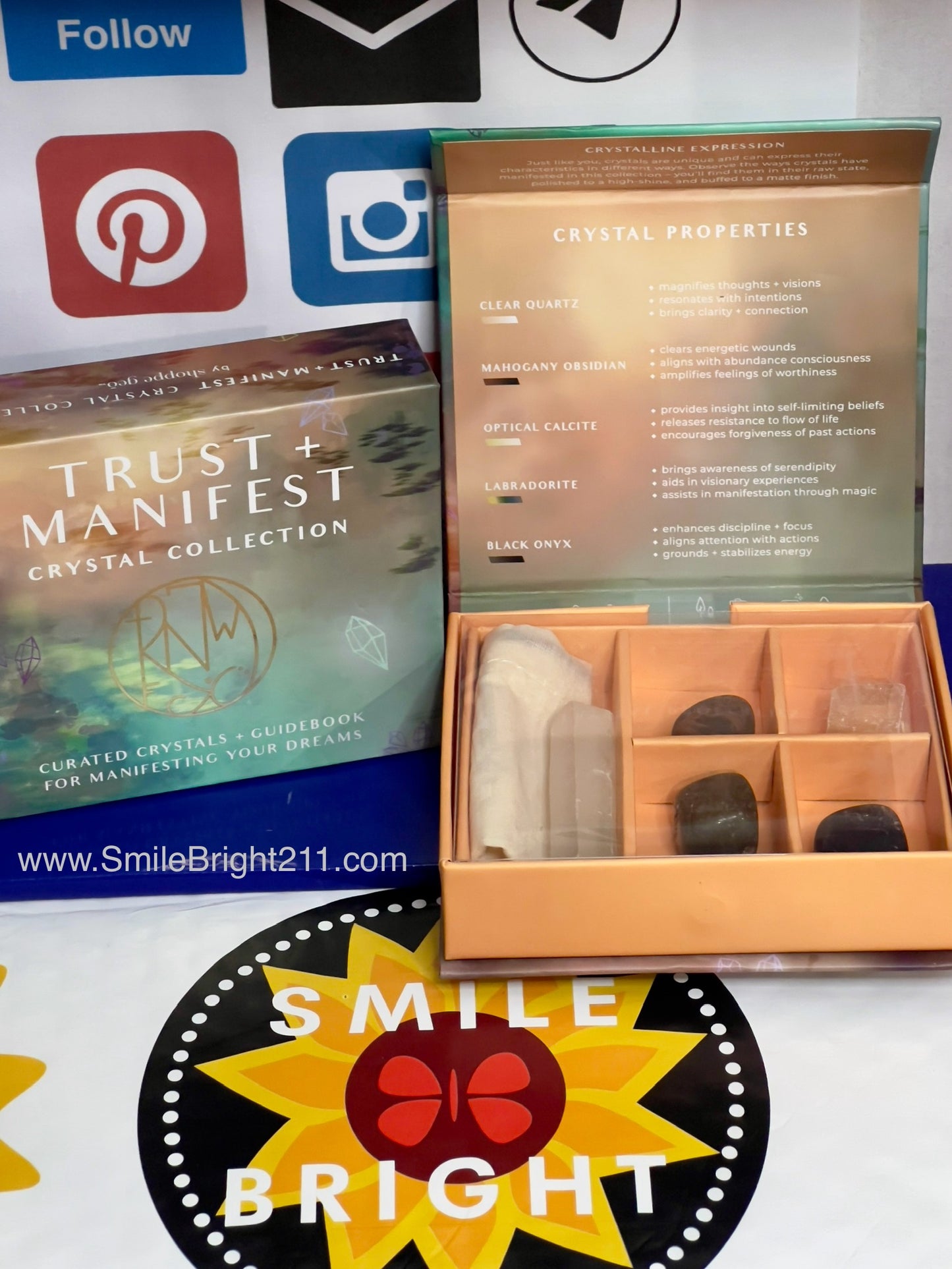 Trust & Manifest gift box