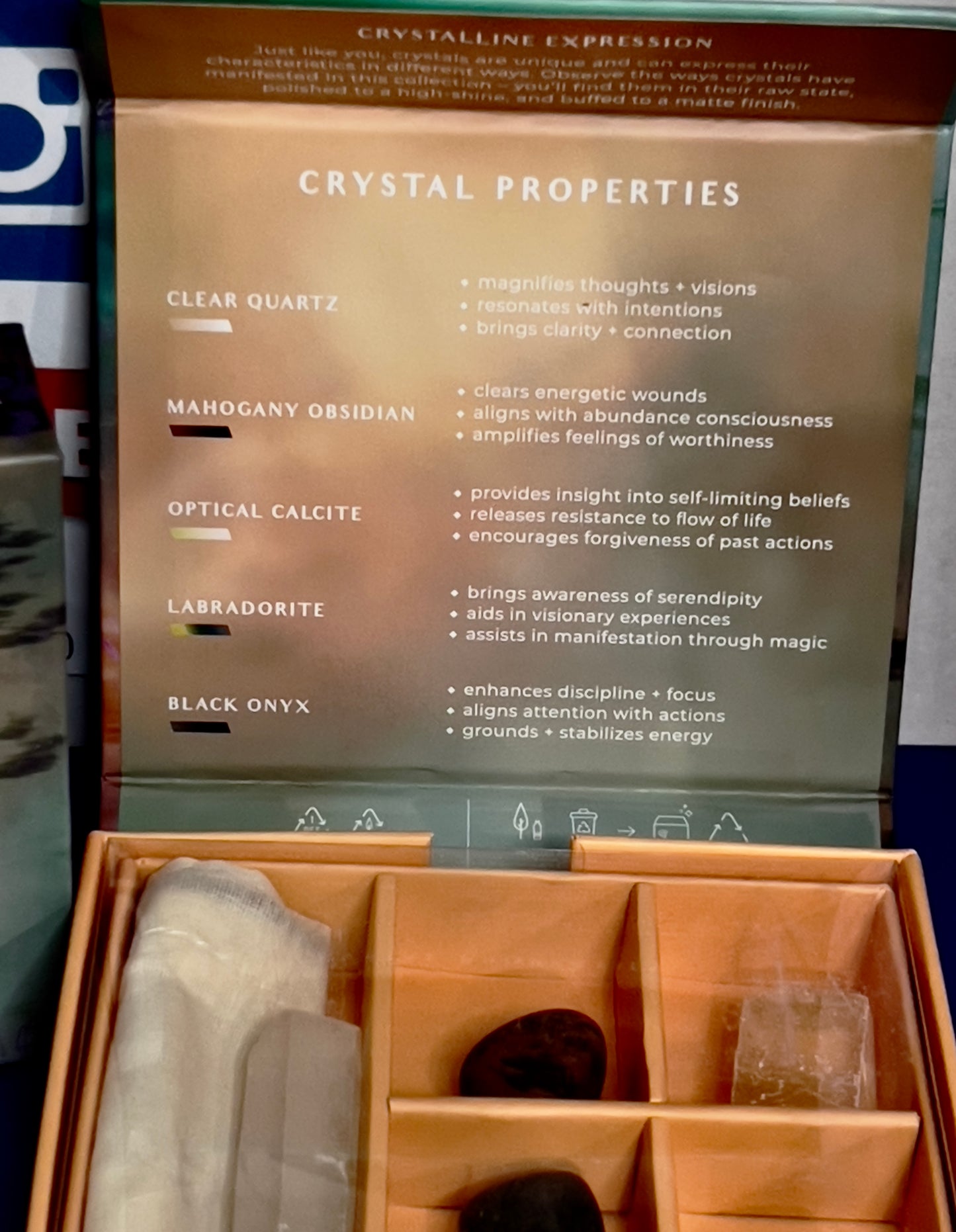 Trust & Manifest gift box