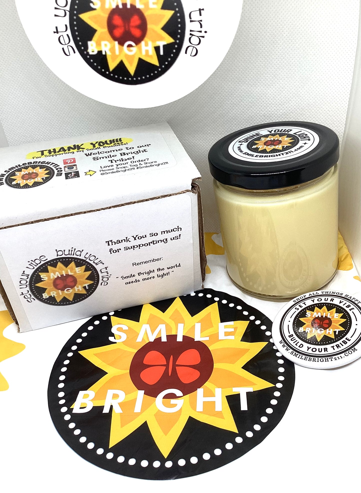 Summer Smile Bright211 Candle-Blueberry pound cake