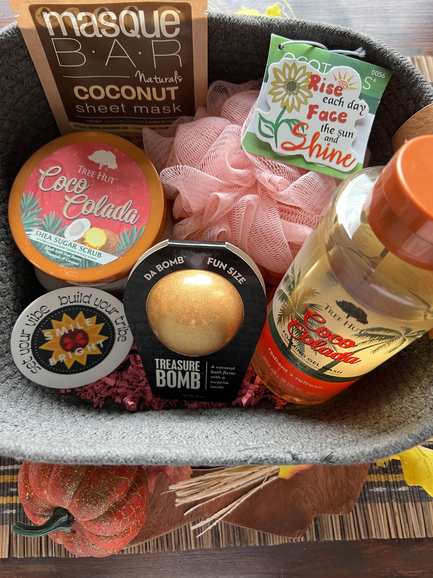 Smile Bright211 LLC Custom Theme Gift Basket- Coconut