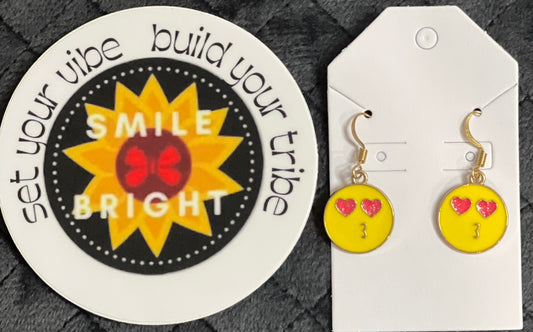 Smile Bright211 Handmade Earrings-Kiss Smiley