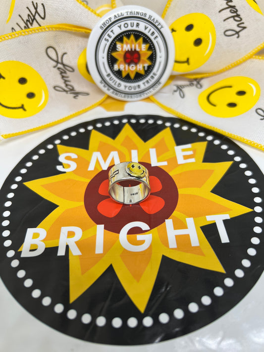 Smiley ring