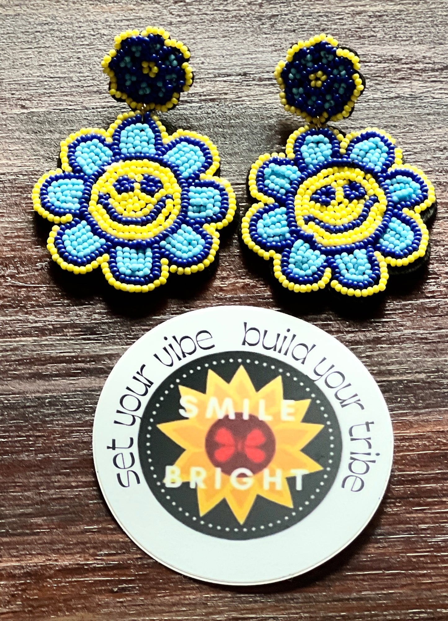 Seed Bead Smiley Flowers